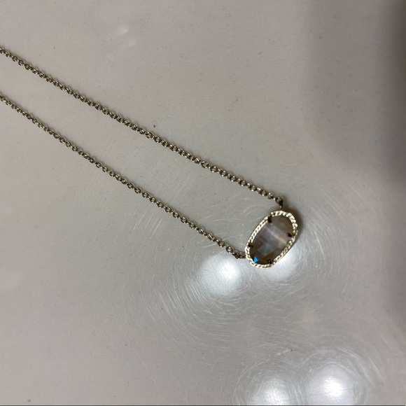 Kendra Scott necklace - Picture 2 of 3